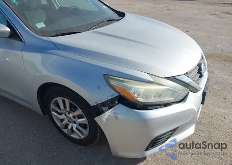 2016 Nissan Altima 2.5/2.5 S/2.5 Sl/2.5 Sr/2.5 Sv z USA, uszkodzony, nr VIN 1N4AL3AP0GN312041